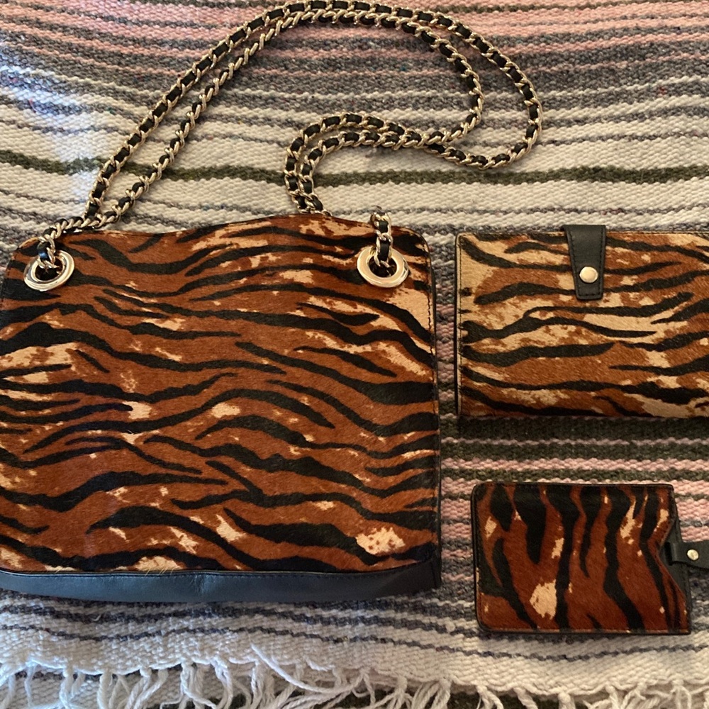 Chico’s Tiger Print Calf hair Leather Handbag, Wallet & Mirror EUC